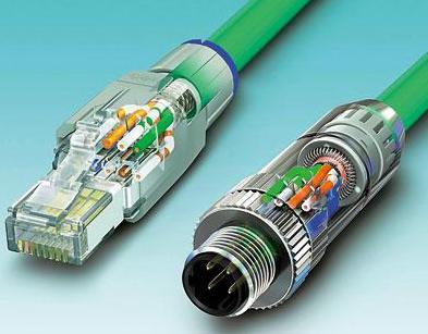 圖3 按入電纜芯、剪斷，且蓋好防護蓋：無論是RJ45還是M12連接器，它們都能夠實現(xiàn)快速且可靠的安裝