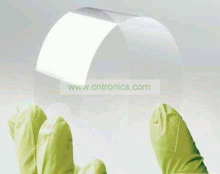 將Willow Glass彎曲。