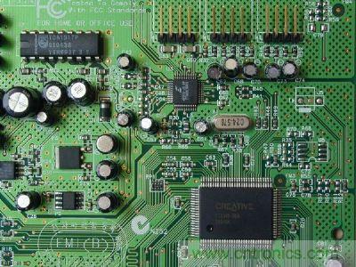 針對(duì)PCB區(qū)塊產(chǎn)生的EMI干擾問題，可使用EMI改善對(duì)策元件重點(diǎn)改善