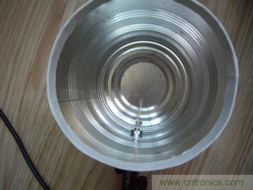 最簡單使用的天線&mdash;&mdash;罐頭天線，可做正饋大鍋饋源！ 