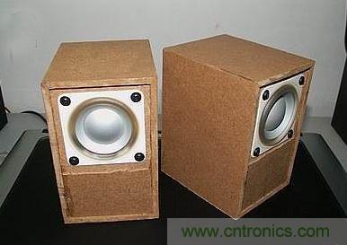 焊接完畢，背面