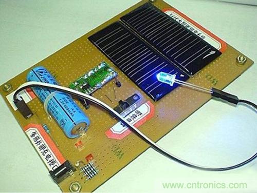 微型太陽能供電板DIY，給手電筒收音機(jī)供電