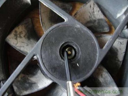 想減少電費(fèi)嗎？DIY一個迷你風(fēng)力發(fā)電機(jī)吧