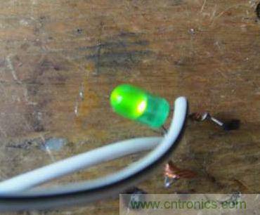 想減少電費(fèi)嗎？DIY一個迷你風(fēng)力發(fā)電機(jī)吧