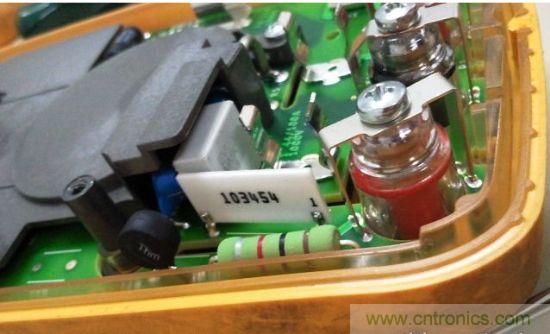 拆萬(wàn)用表中的的&ldquo;蘋(píng)果&rdquo; Fluke 287