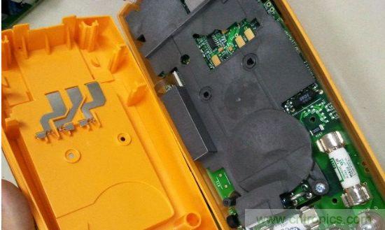 拆萬(wàn)用表中的的&ldquo;蘋(píng)果&rdquo; Fluke 287