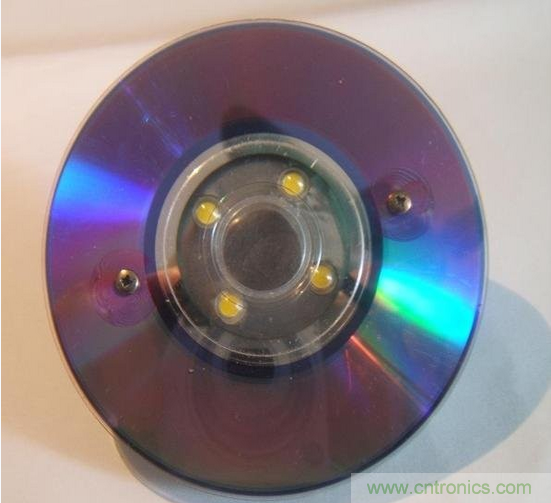 DIY：手工打造智能無線供電臺(tái)燈