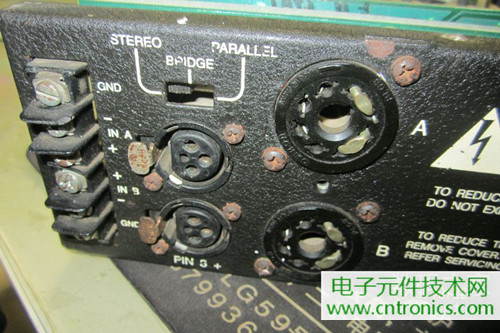 用料很給力！專業(yè)后級功放美國高峰FA1201拆解