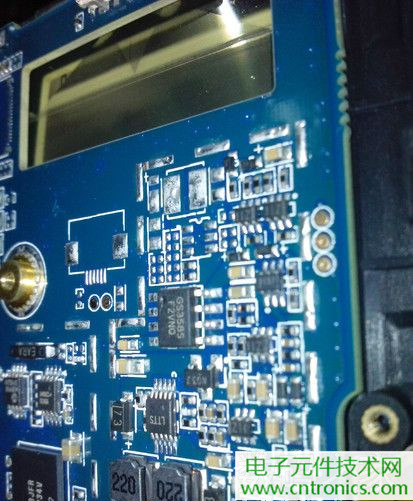 不怕摔的電紙書！一款柔性屏電子書閱讀器拆解