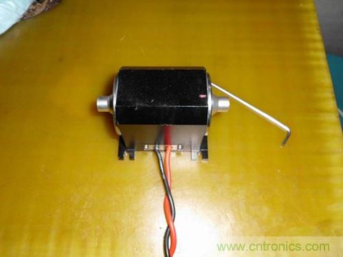 這貨一萬(wàn)三？50W半導(dǎo)體激光模塊拆解