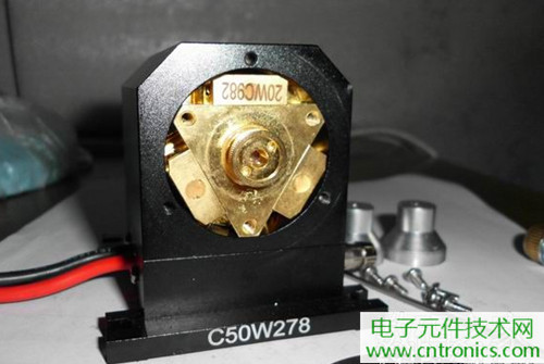 這貨一萬(wàn)三？50W半導(dǎo)體激光模塊拆解