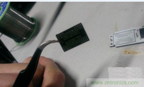 制作U盤全過程，由PCB做起