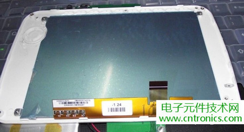 探秘電子紙！一款電紙書的電子墨水屏拆解