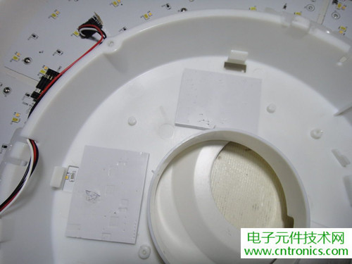 高端大氣上檔次！智能遙控調(diào)光LED吸頂燈拆解