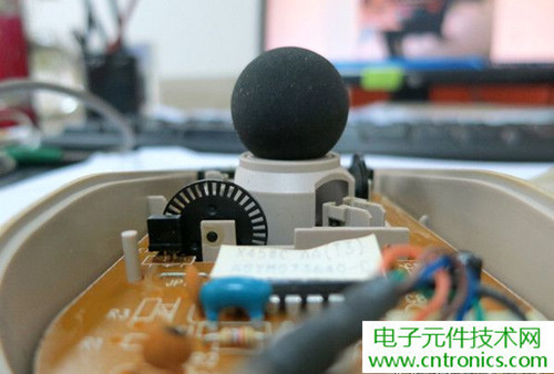 殿堂級機械鼠標(biāo)拆解：嘆精致做工！