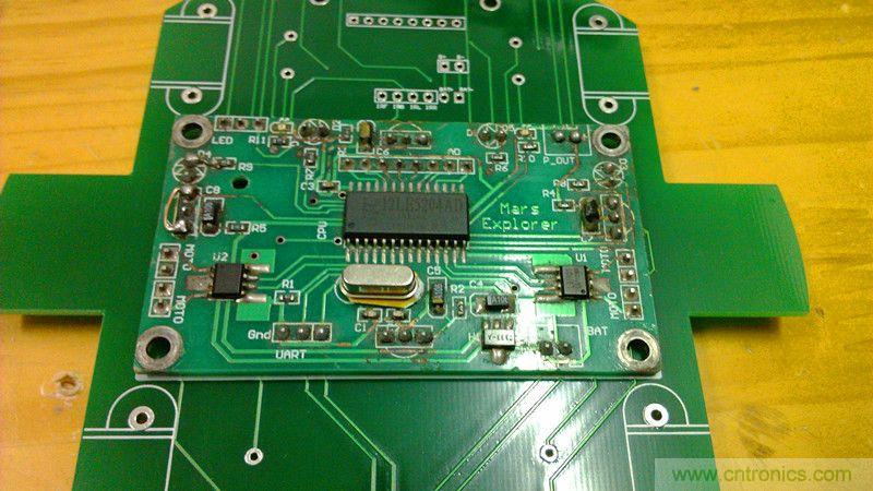 牛人力作！PCB版藍(lán)牙智能小車DIY