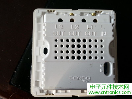 一款觸控開關(guān)拆解，做工不錯(cuò)