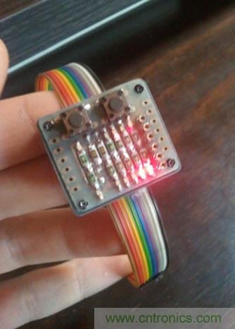 低調(diào)有內(nèi)涵！別人看不懂的LED電子表DIY