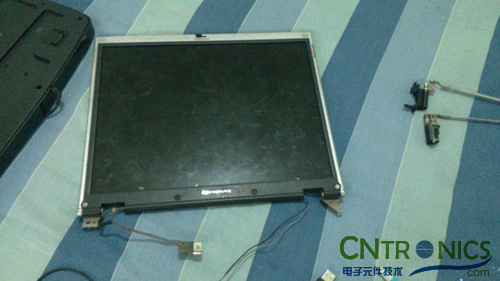 創(chuàng)意DIY：將筆記本大卸八塊做成臺式機(jī)！