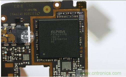 棋逢對手，詳拆努比亞Z5S如何力拼小米3 ？