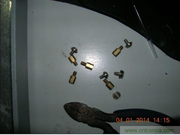 巧奪天工！大神利用山寨功放為高性價比逆變器&ldquo;穿新衣&rdquo;