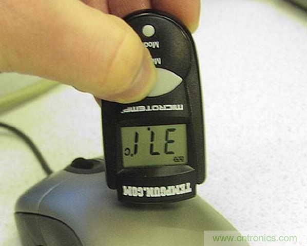 再測一下鼠標(biāo)表面，37.1攝氏度