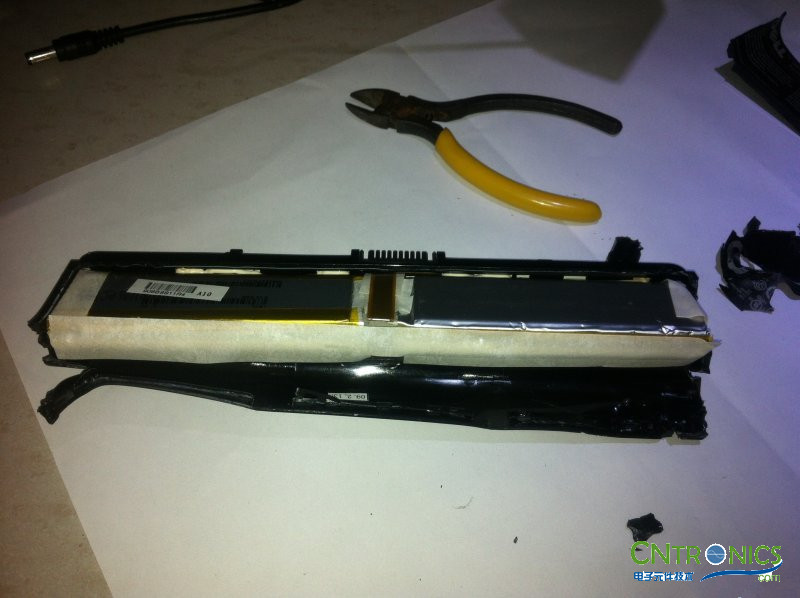 不一樣的DELL筆記本電池拆解小竅門！