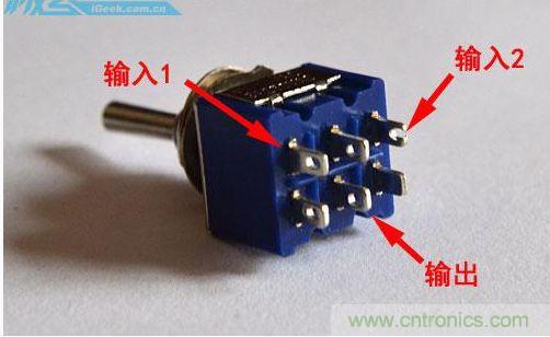 DIY：自制超炫音頻分配器，實(shí)現(xiàn)音箱共用