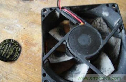 創(chuàng)意DIY！迷你風力發(fā)電機！