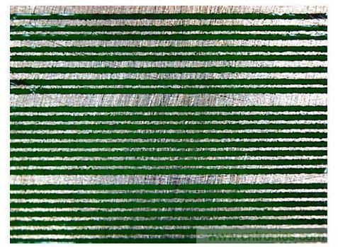 應(yīng)用遮蔽膠帶后，所有多余的密封材料都被清除了