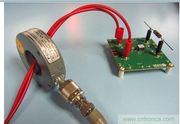 用Fischer F-33-1電流探頭進行高頻電流的測試。