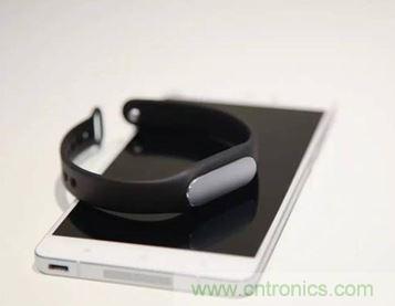 小米手環(huán)光感版體驗：便宜實惠，功能尚可