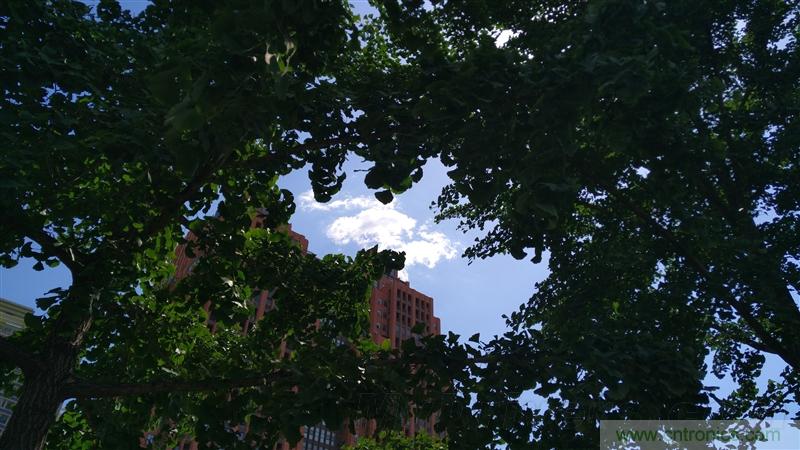 無(wú)邊框的 nubia Z9 ，一款既有驚喜，又有驚艷的智能手機(jī)