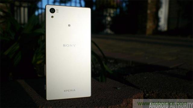 傳奇索尼，憑借Sony Xperia Z5能否在移動市場奪得一席之地？