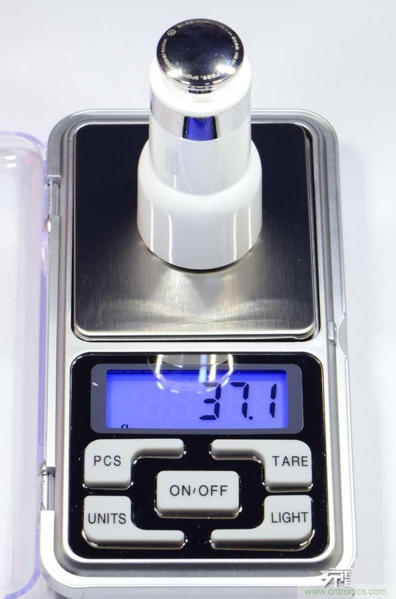 小米車載充電器拆解評測：49元能讓這枚&ldquo;子彈&rdquo;飛多遠？