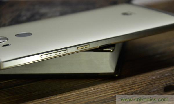 新旗艦Mate 8全評測：橫空出世！能否延續(xù)一機難求？