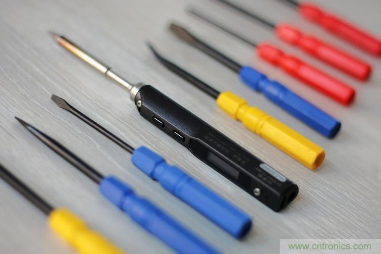 一款能喚起 70 后工程師朋友&ldquo;童年趣事&rdquo;的迷你電烙鐵！