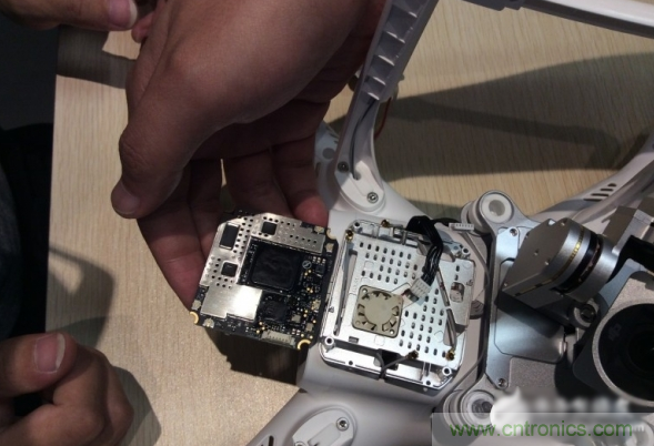 真飛機(jī)拆不著，那就來(lái)拆拆無(wú)人機(jī)&ldquo;鼻祖&rdquo;大疆吧！