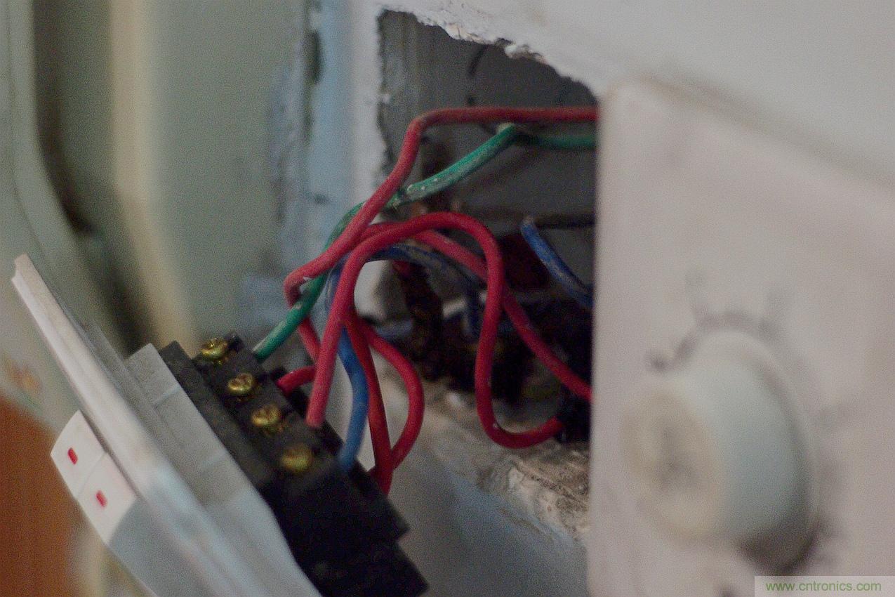 星球大戰(zhàn)原力釋放，無線控制易如反掌