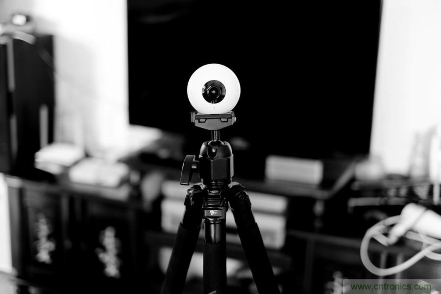 造型神似BB8，讓照片翻滾起來&mdash;&mdash;暴風魔眼