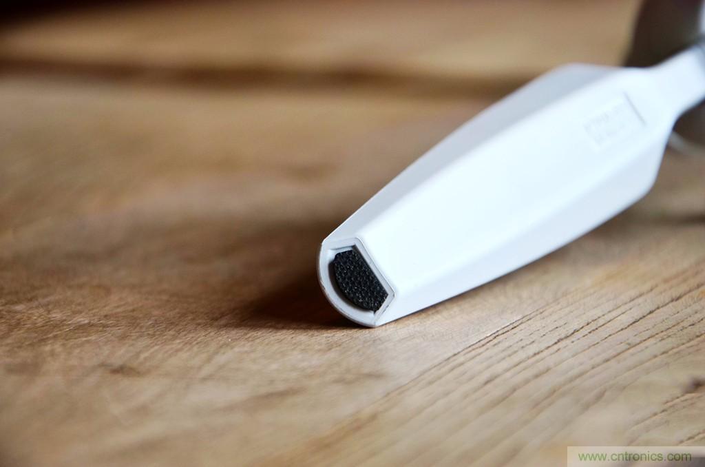 逼格滿滿的相機(jī)便攜三腳架，三足鼎立才安全