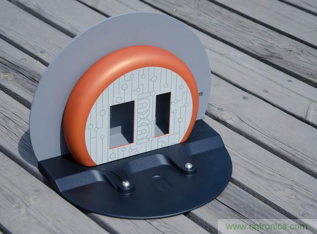 智能導(dǎo)航掃地機(jī)器人，以內(nèi)更靠譜！