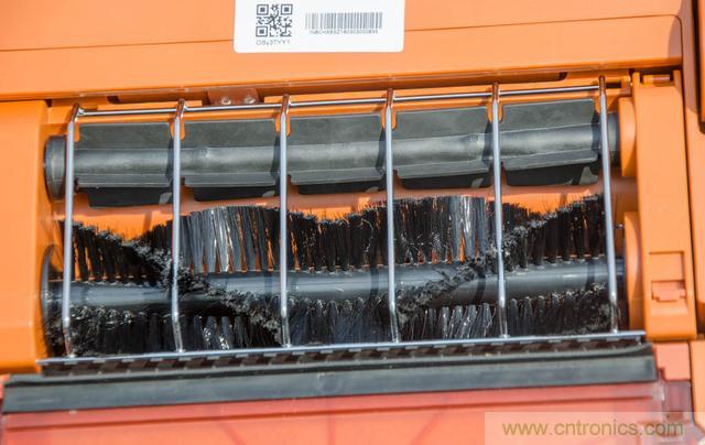 智能導(dǎo)航掃地機(jī)器人，以內(nèi)更靠譜！