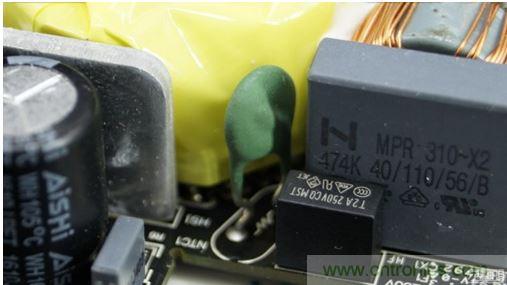 69元小米4口USB充電器詳細拆解，看完你也能DIY一個