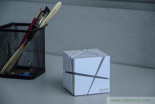 洛斐創(chuàng)意藍牙音箱，光與建筑點綴生活