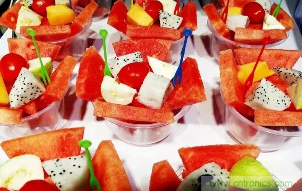 手機單鏡頭和雙鏡頭設(shè)計有什么區(qū)別？