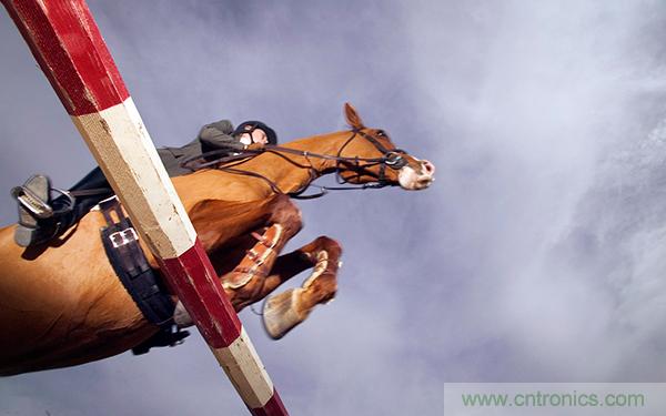 當(dāng)我們?cè)谡務(wù)撟詣?dòng)駕駛時(shí)，我們到底在談?wù)撌裁矗? width=