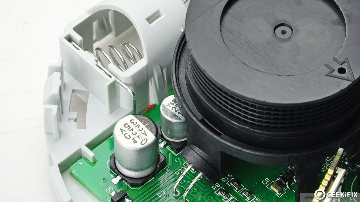 小米煙霧報(bào)警器拆解：一顆電池可用五年是如何做到的？