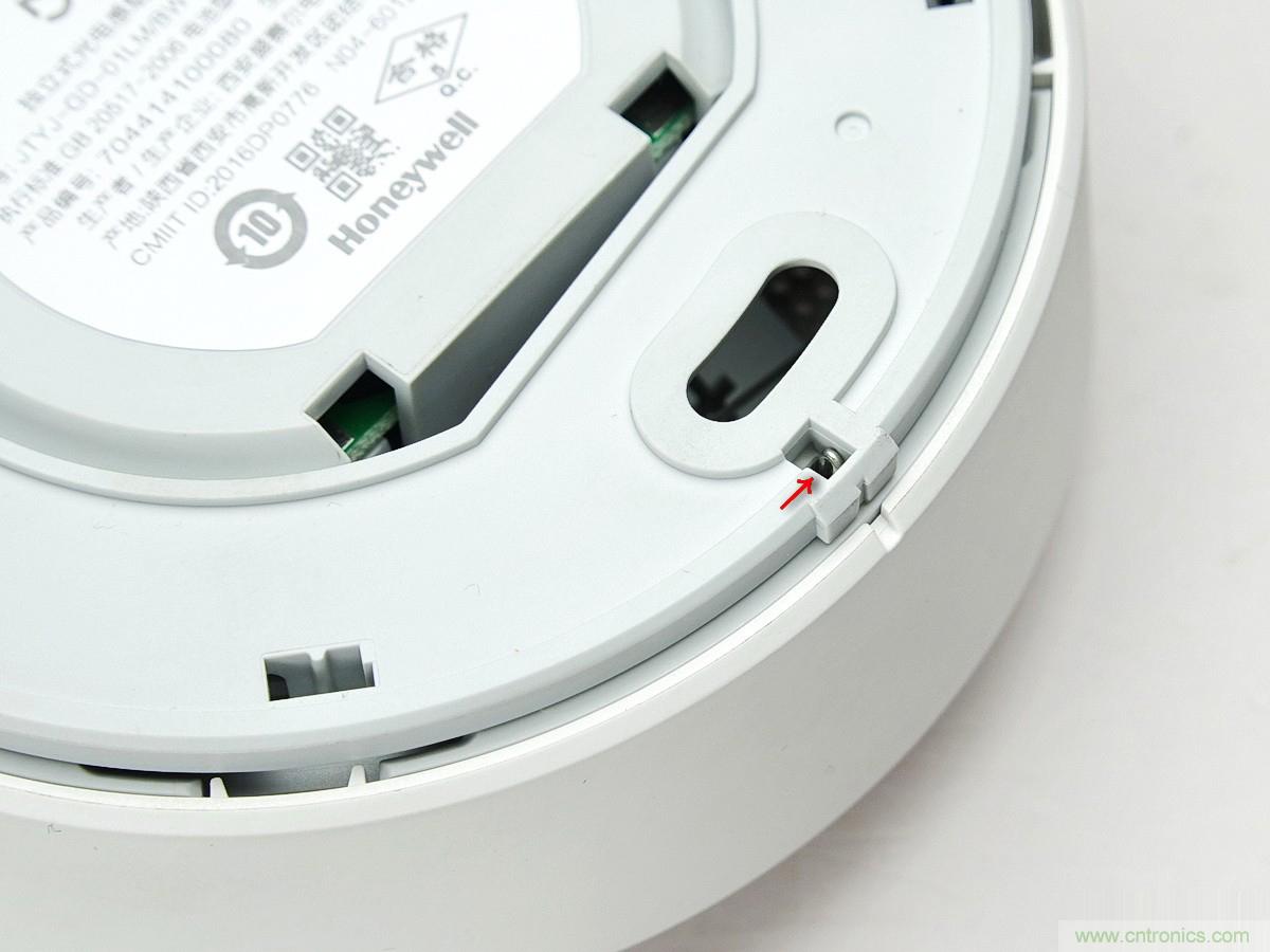 小米煙霧報(bào)警器拆解：一顆電池可用五年是如何做到的？