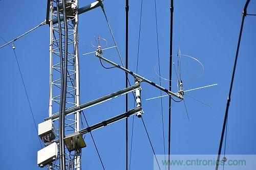 波音787天線布局太夸張？汽車天線復(fù)雜度正逐步接近